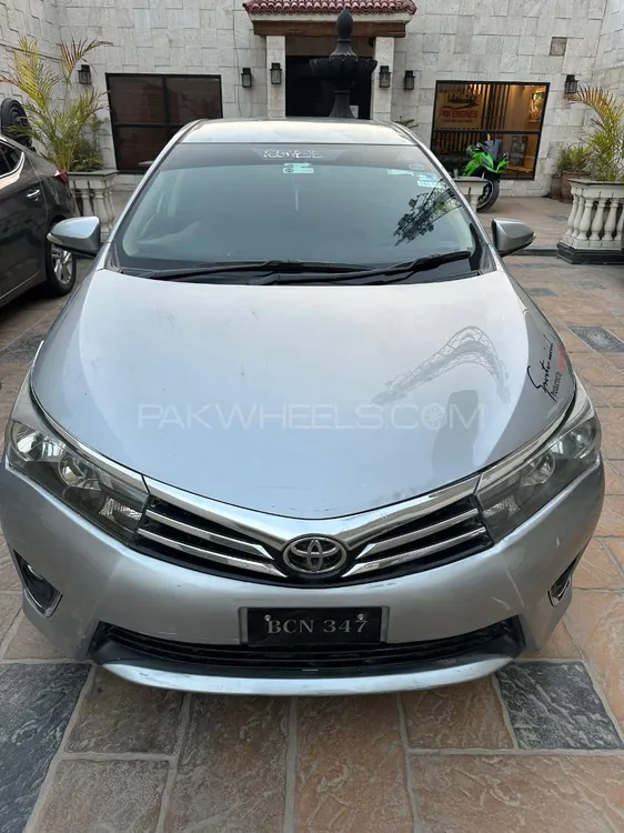Toyota Corolla 2014 for Sale in Lahore Image-1