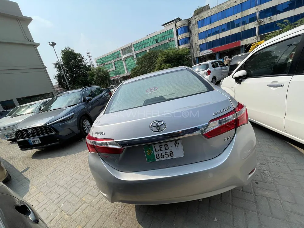 Toyota Corolla 2016 for Sale in Islamabad Image-1