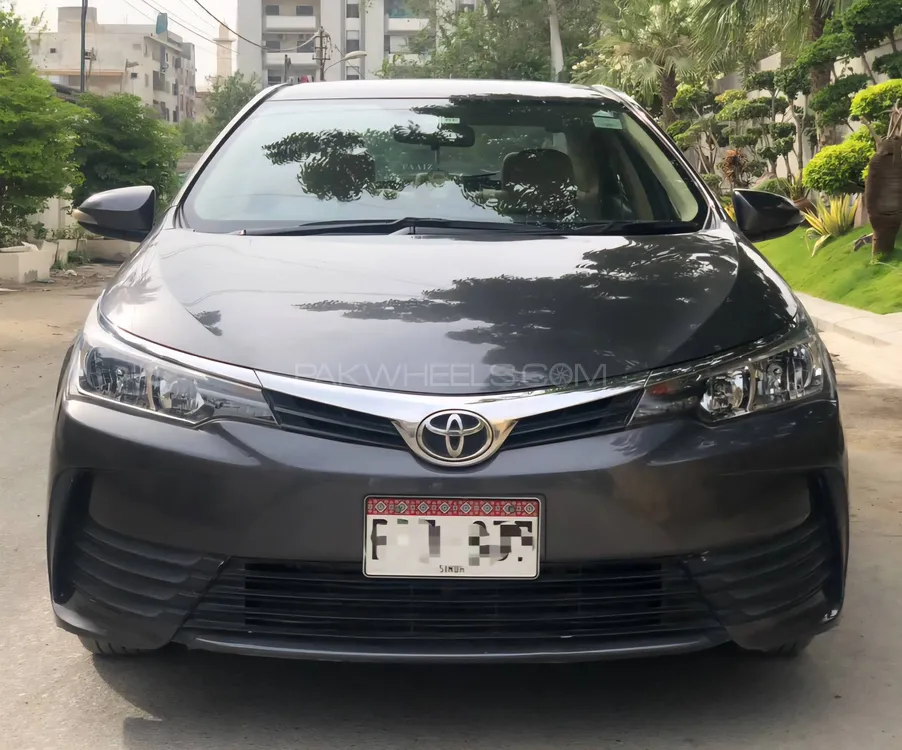 Toyota Corolla 2019 for Sale in Karachi Image-1