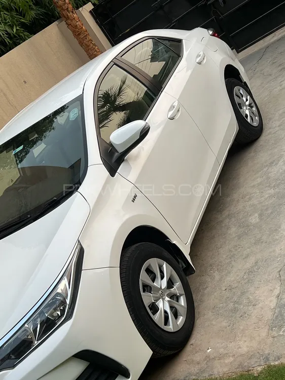 Toyota Corolla 2020 for Sale in Lahore Image-1