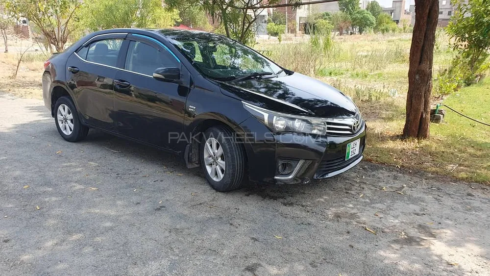 Toyota Corolla 2014 for Sale in Faisalabad Image-1