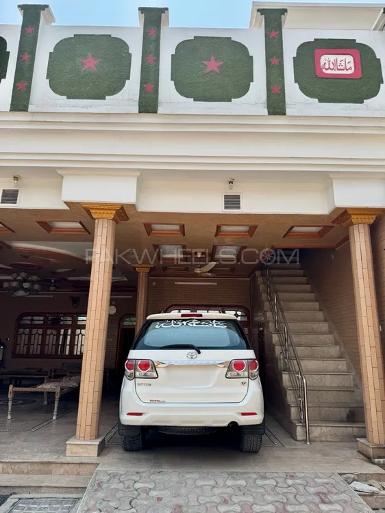Toyota Fortuner 2015 for Sale in Swabi Image-1