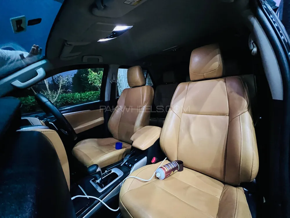ٹویوٹا فورچیونر 2018 for Sale in لاہور Image-1