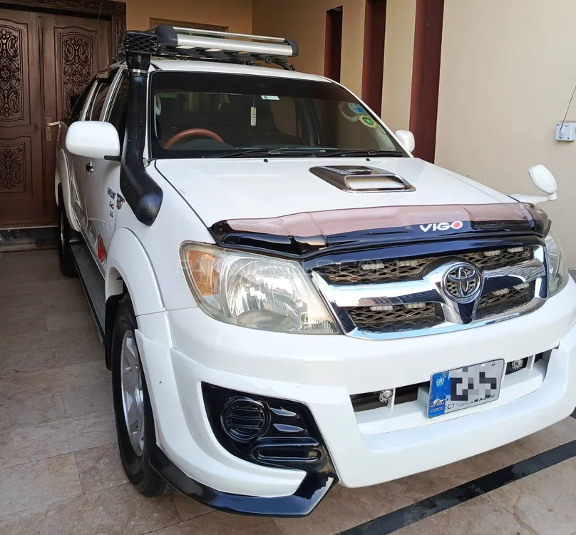 Toyota Hilux 2008 for Sale in Sialkot Image-1