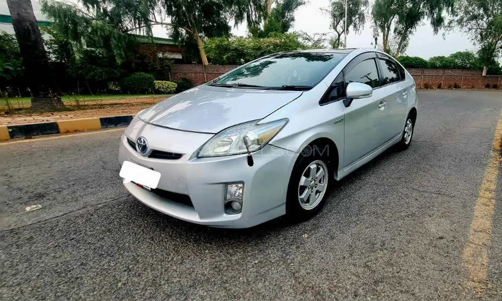 ٹویوٹا پریوس 2010 for Sale in لاہور Image-1