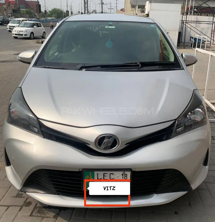 Toyota Vitz 2014 for Sale in Lahore Image-1