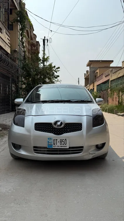 Toyota Vitz 2007 for Sale in Islamabad Image-1