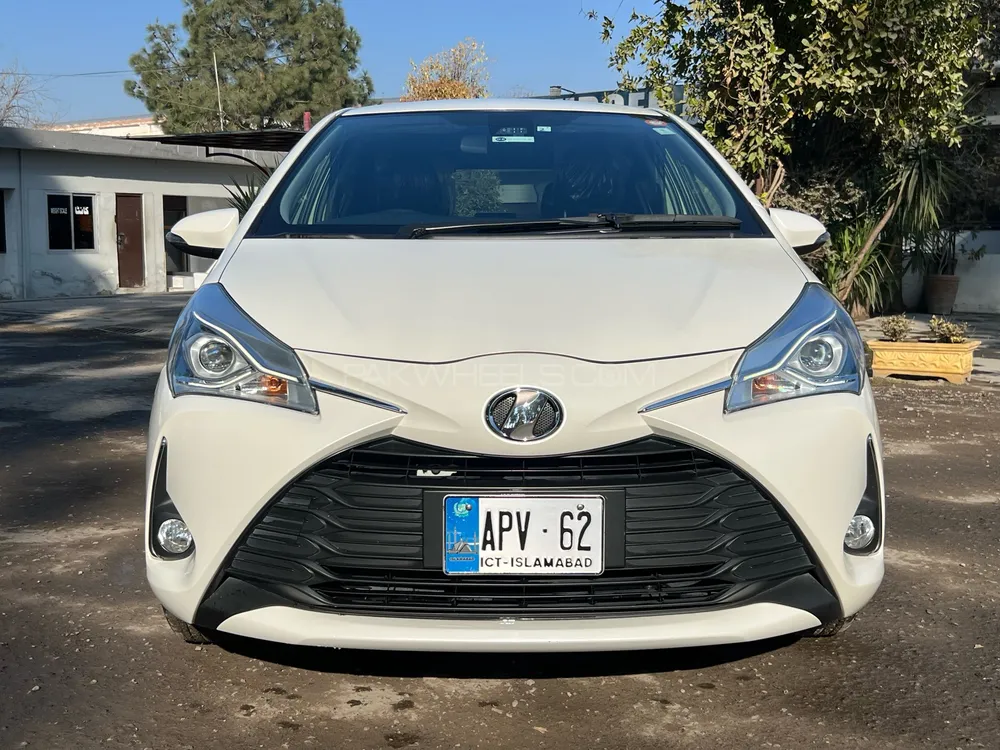 Toyota Vitz 2020 for Sale in Attock Image-1