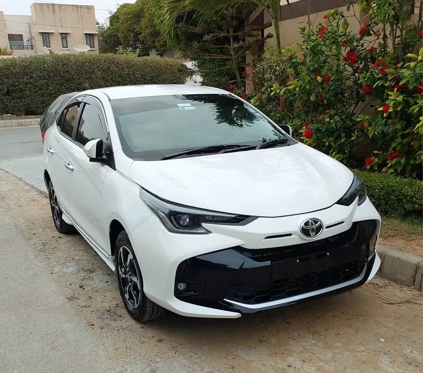 Toyota Yaris Sedan 2024 for Sale in Karachi Image-1