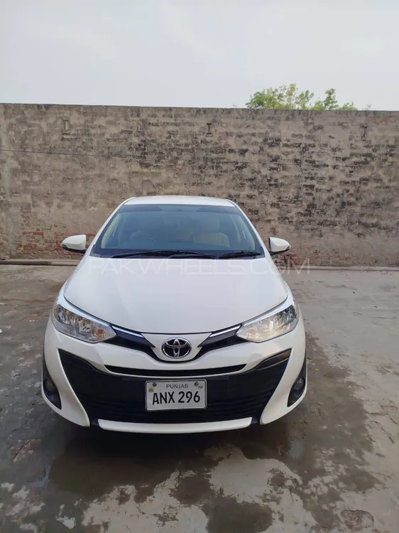 ٹویوٹا یارس سیڈان 2023 for Sale in اوکاڑہ Image-1