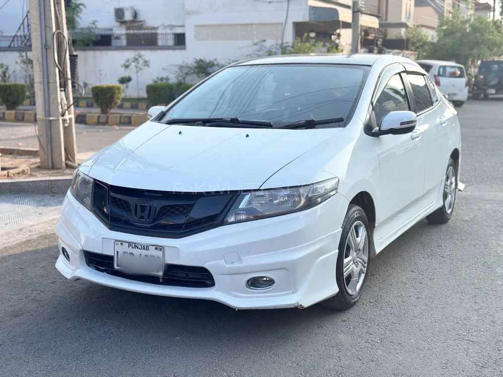 ہونڈا سٹی 2016 for Sale in سیالکوٹ Image-1