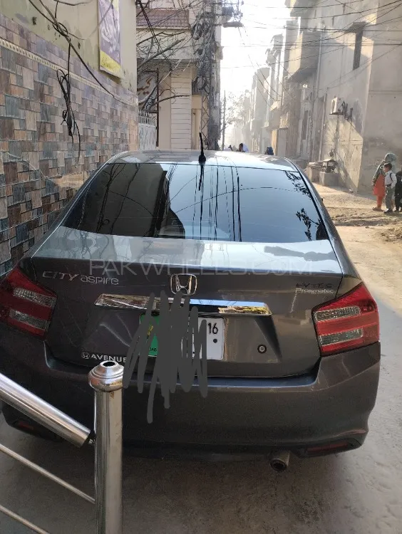 Honda City 2016 for Sale in Faisalabad Image-1