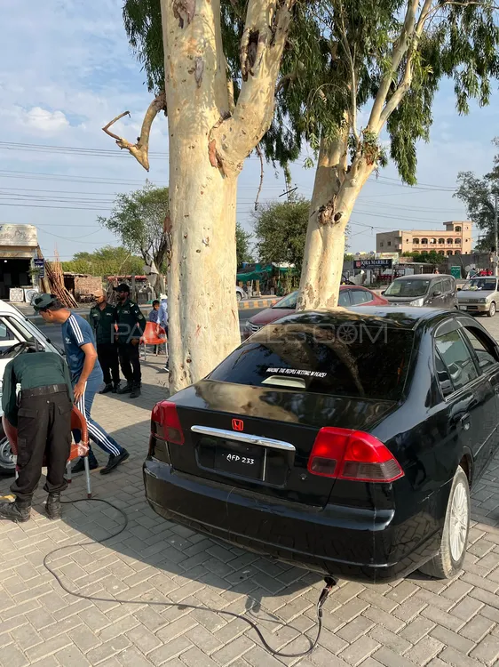 Honda Civic 2004 for Sale in Lahore Image-1