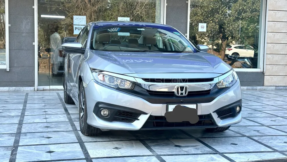 Honda Civic 2018 for Sale in Islamabad Image-1