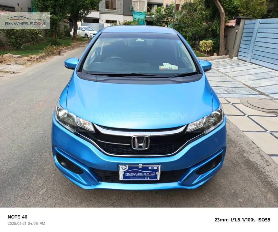 Honda Fit 2017 for Sale in Lahore Image-1