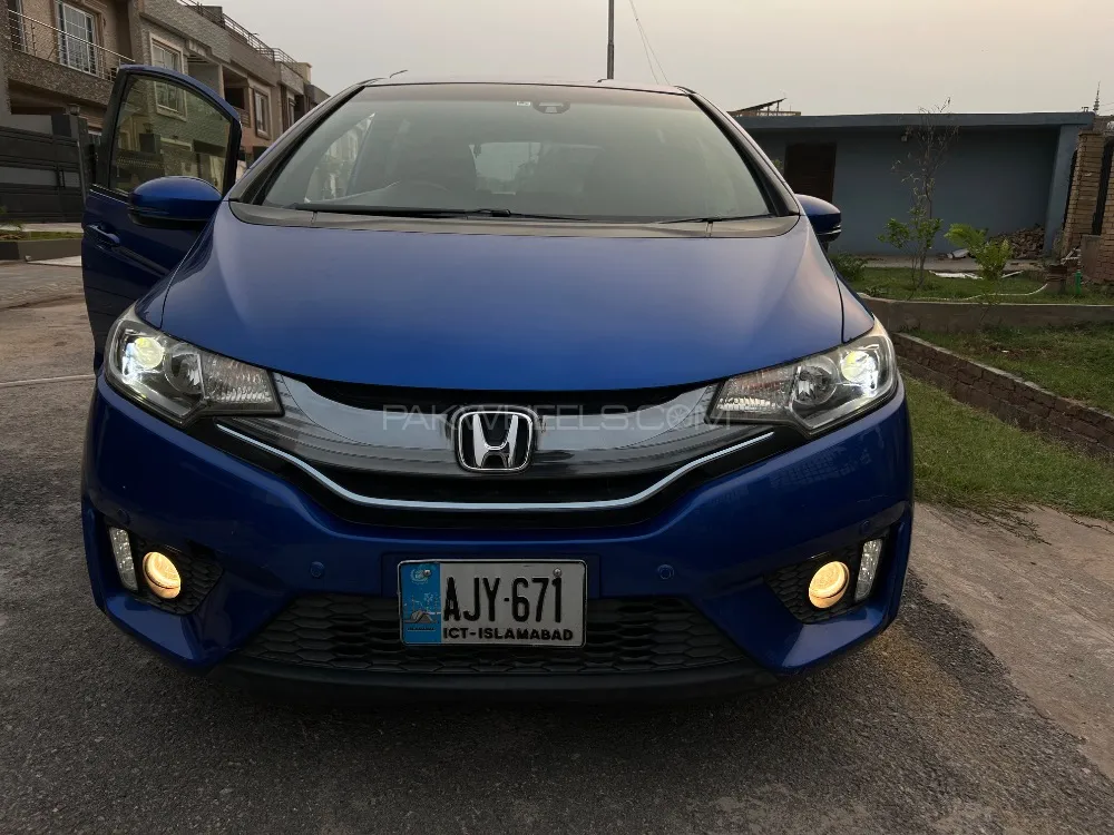 Honda Fit 2014 for Sale in Islamabad Image-1