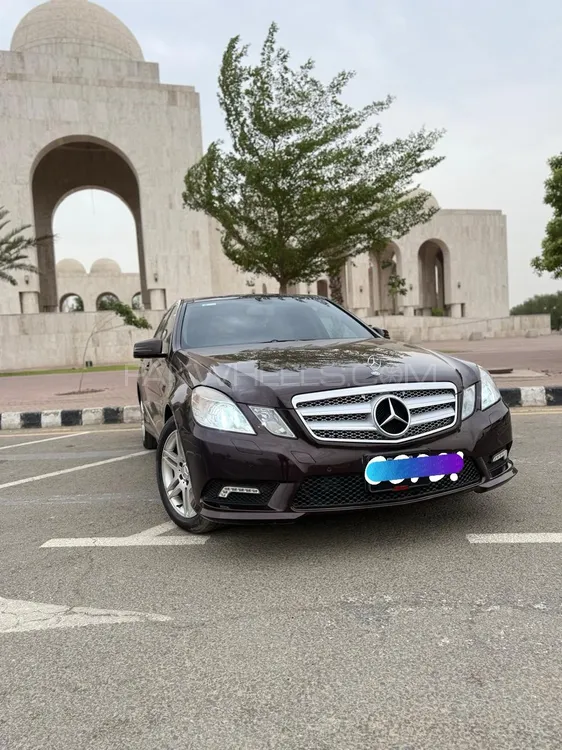 Mercedes Benz E Class 2011 for Sale in Lahore Image-1