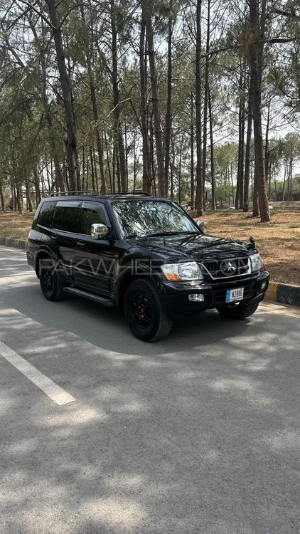 مٹسوبیشی پجیرو 2004 for Sale in اسلام آباد Image-1