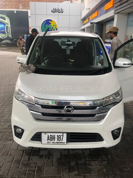 نسان ڈیز 2013 for Sale in لاہور Image-1