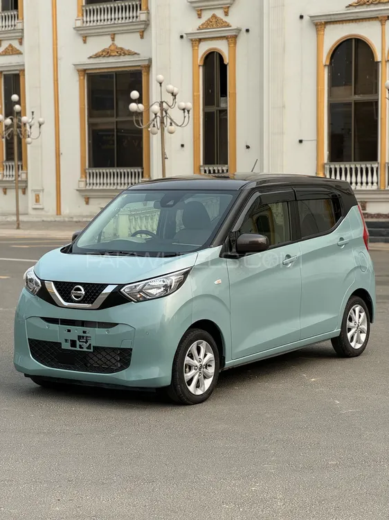 نسان ڈیز 2023 for Sale in لاہور Image-1