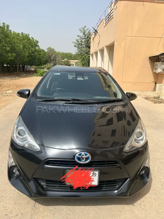 Toyota Aqua 2015 for Sale in Karachi Image-1