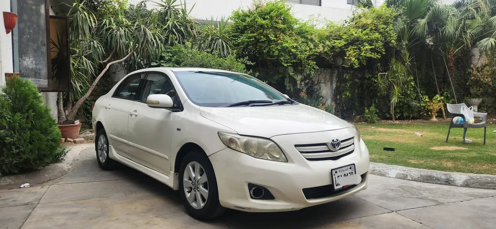 Toyota Corolla 2011 for Sale in Lahore Image-1