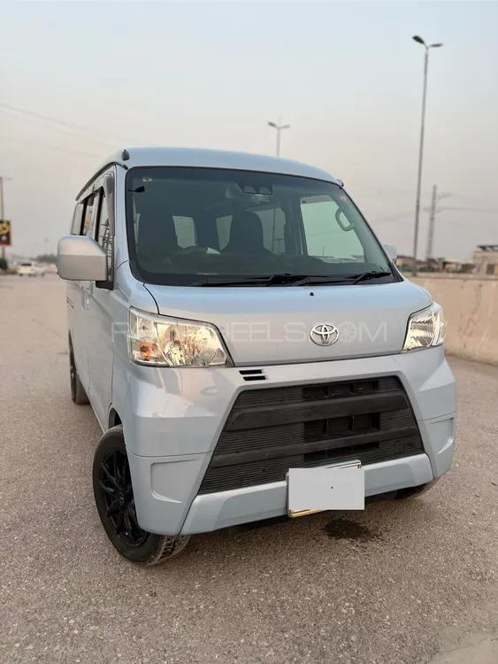 Toyota Pixis Van 2019 for Sale in Peshawar Image-1
