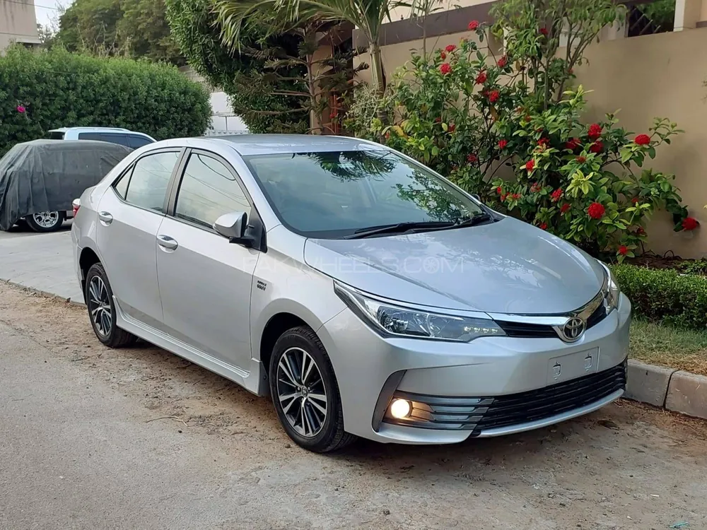 Toyota Corolla 2019 for Sale in Karachi Image-1