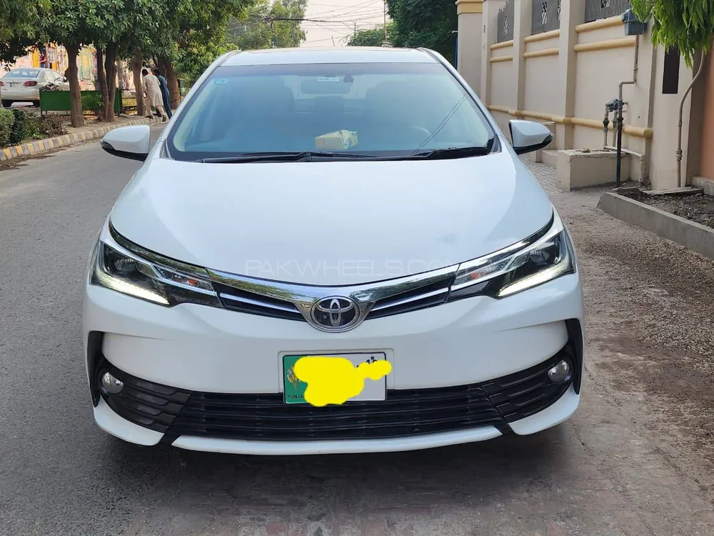 Toyota Corolla 2018 for Sale in Lahore Image-1
