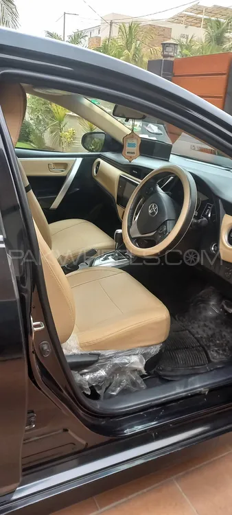 Toyota Corolla 2019 for Sale in Karachi Image-1