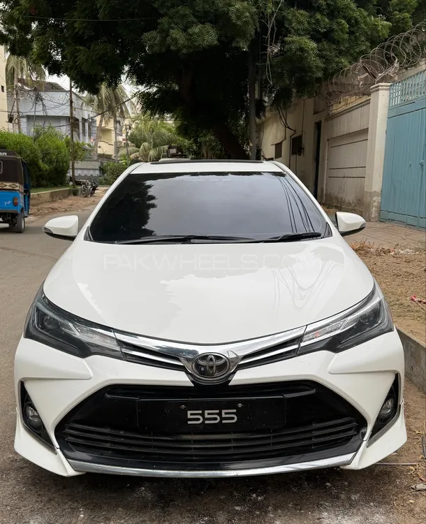 Toyota Corolla 2021 for Sale in Karachi Image-1