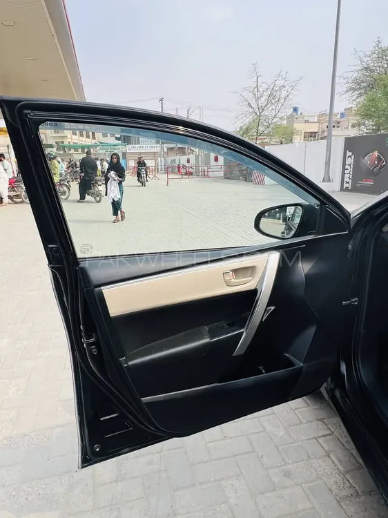 ٹویوٹا کرولا 2003 for Sale in لاہور Image-1