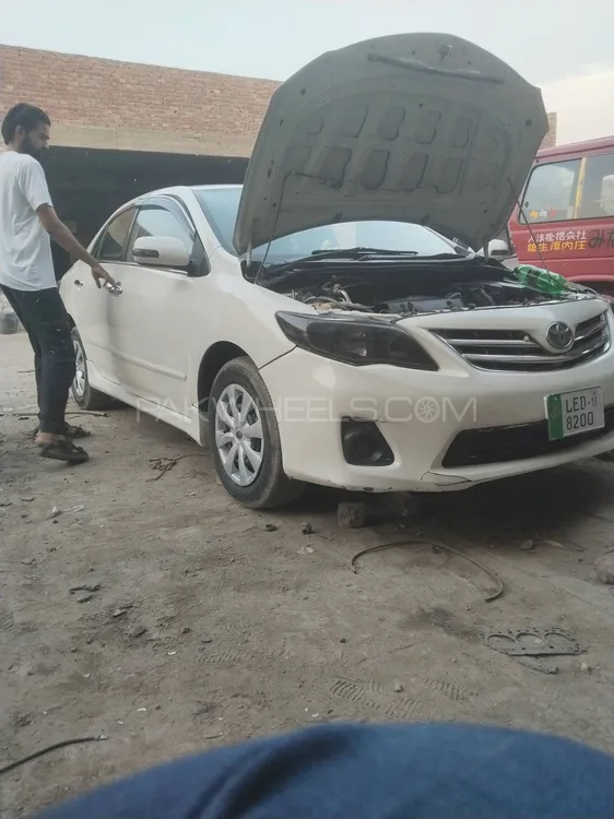Toyota Corolla 2013 for Sale in Lahore Image-1