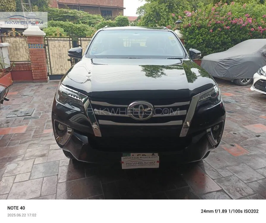 ٹویوٹا فورچیونر 2018 for Sale in لاہور Image-1