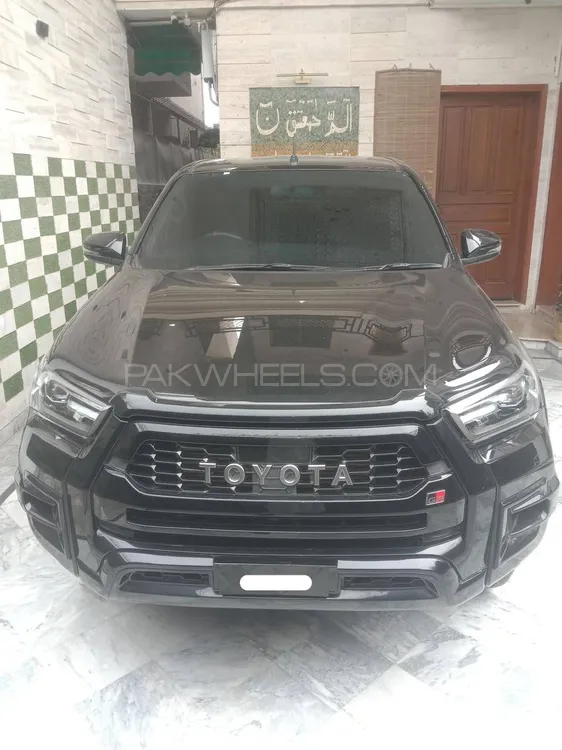 Toyota Hilux 2023 for Sale in Lahore Image-1
