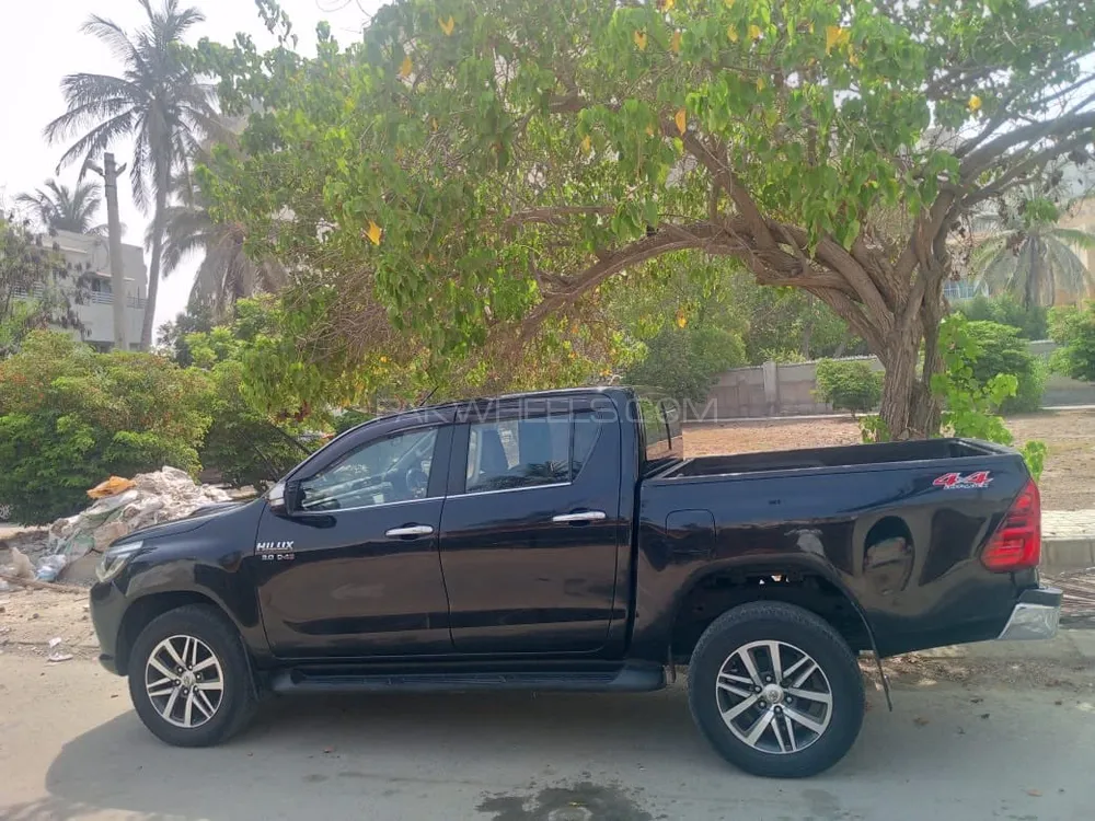 Toyota Hilux 2017 for Sale in Karachi Image-1