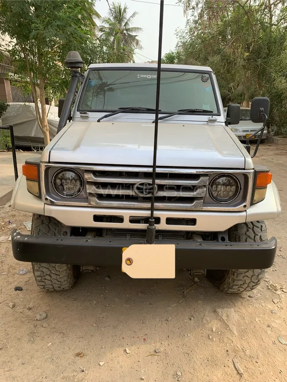Toyota Land Cruiser 1986 for Sale in Karachi Image-1