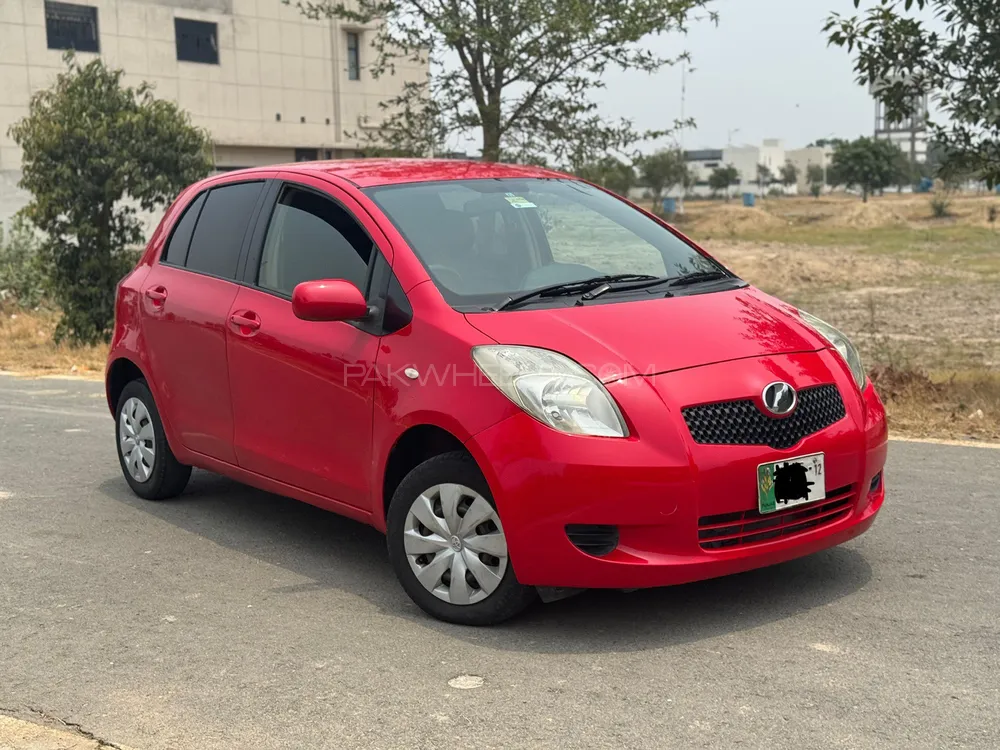Toyota Vitz 2007 for Sale in Lahore Image-1