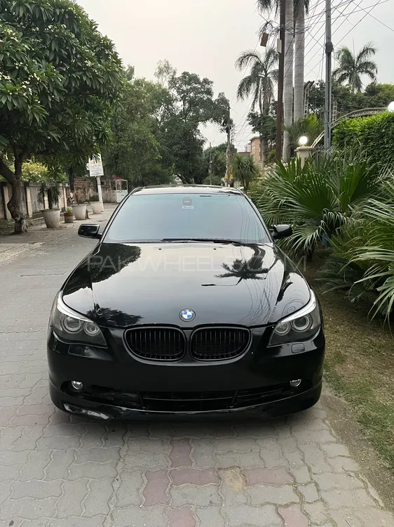 BMW 5 Series 2004 for Sale in Sialkot Image-1