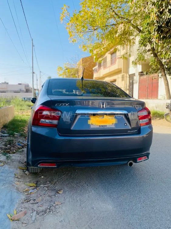 Honda City 2018 for Sale in Karachi Image-1