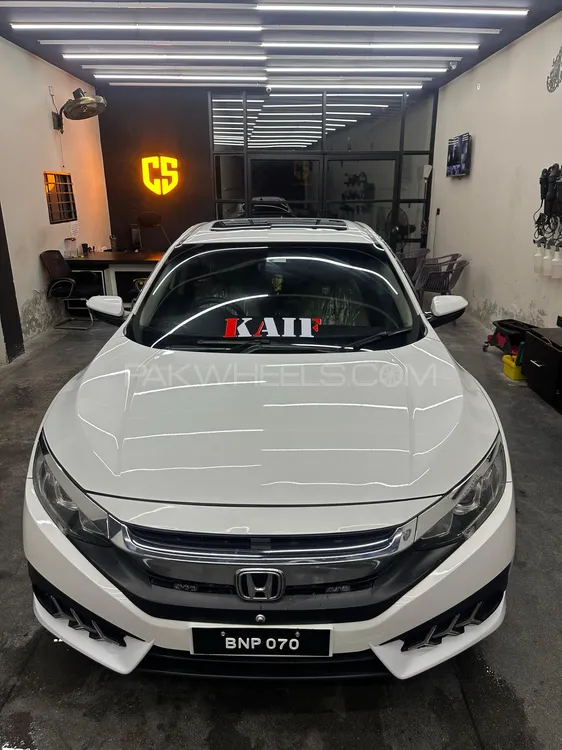 Honda Civic 2018 for Sale in Mian Channu Image-1