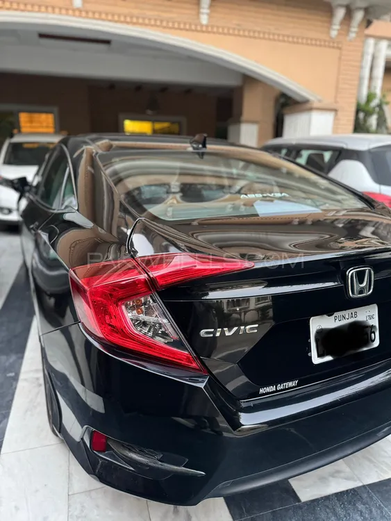 Honda Civic 2019 for Sale in Lahore Image-1