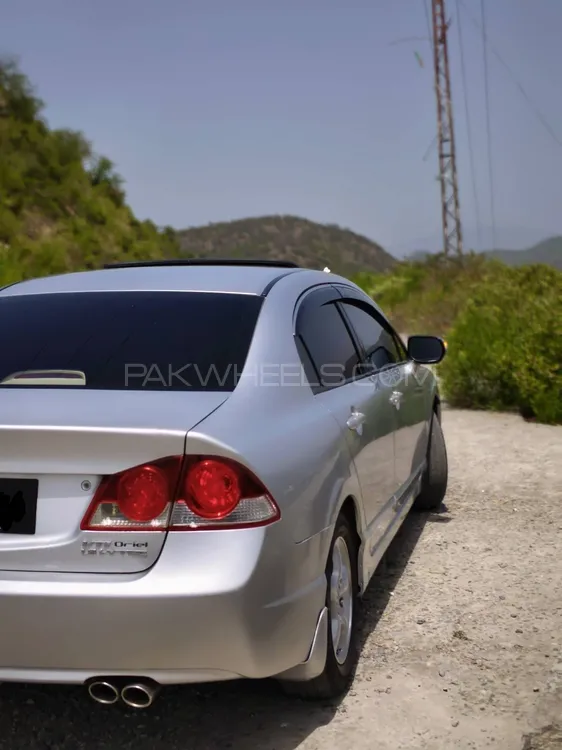 Honda Civic 2010 for Sale in Mardan Image-1