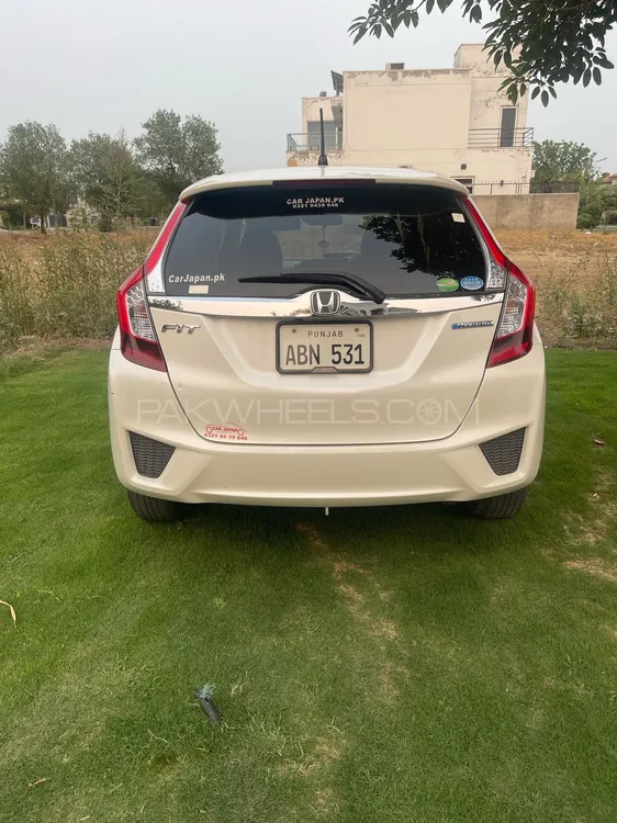 Honda Fit 2016 for Sale in Lahore Image-1