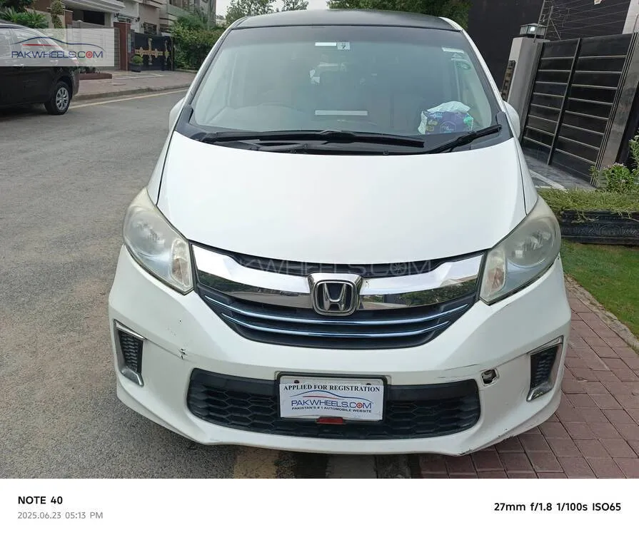 Honda Freed 2016 for Sale in Lahore Image-1