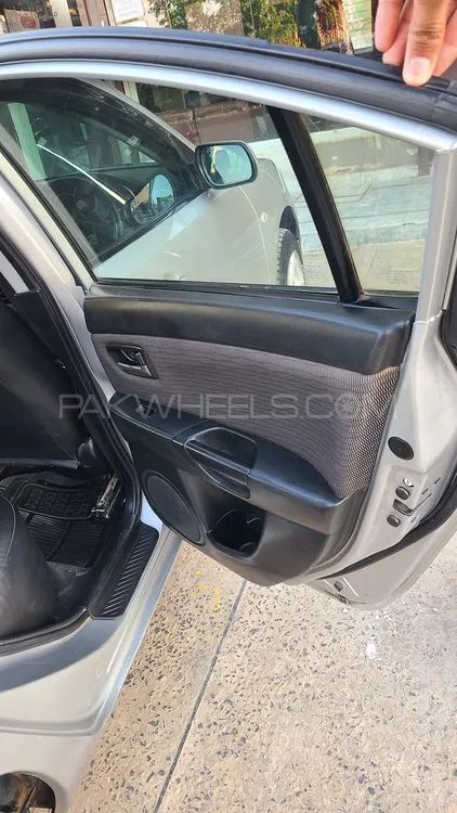 Mazda Axela 2007 for Sale in Lahore Image-1