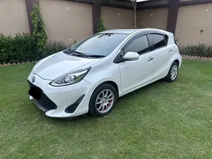 Toyota Aqua S 2020 for Sale