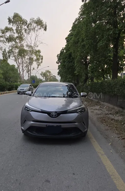 Toyota C-HR 2018 for Sale in Peshawar Image-1