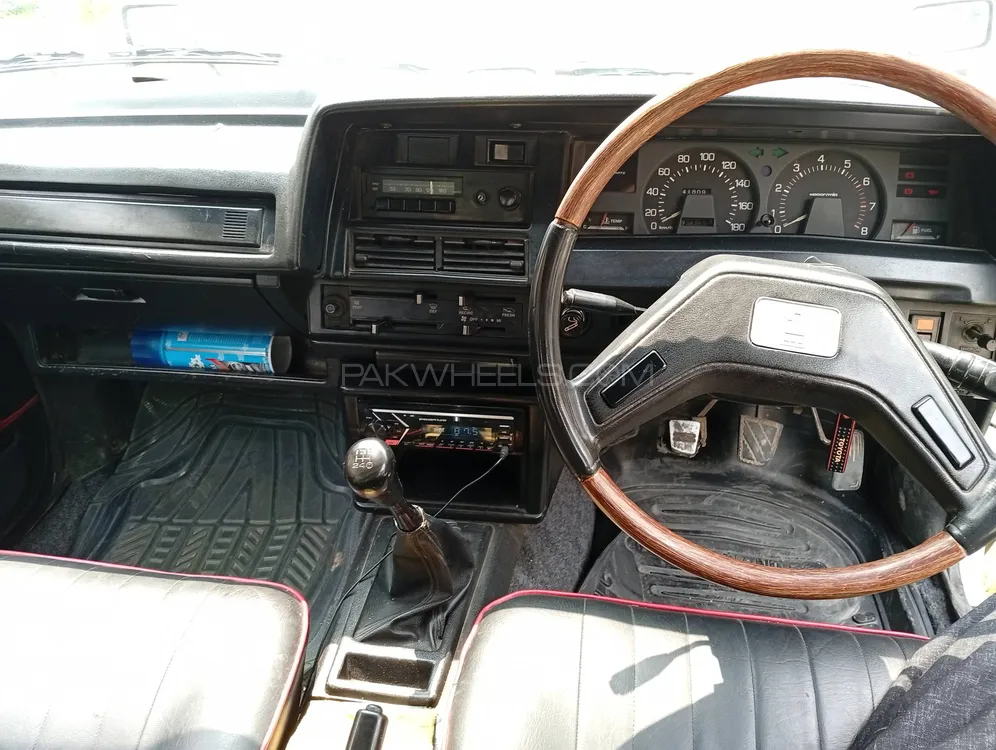 Toyota Corolla 1982 for Sale in Peshawar Image-1