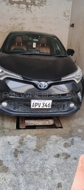 Toyota C-HR 2017 for Sale in Zafarwal Image-1